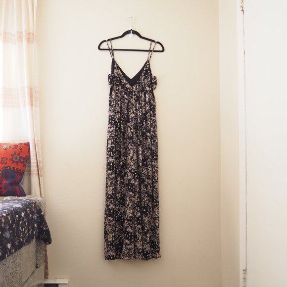 Lulus Chic Aspect Black Floral Backless Wide Leg Spaghetti Strap Jumpsuit sz S - Picture 9 of 9